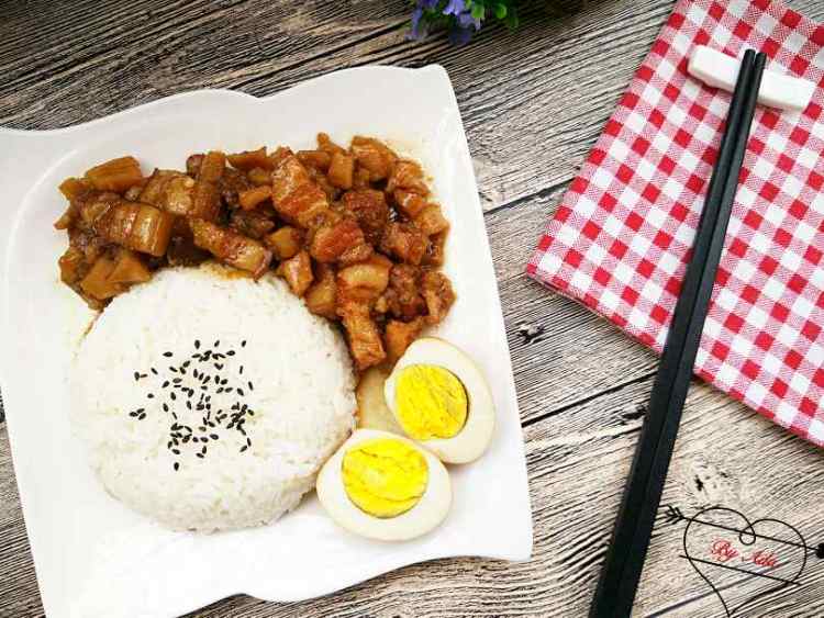 家常卤肉饭步骤8
