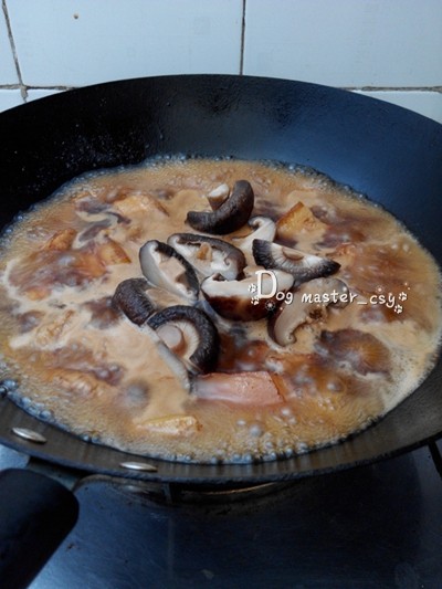 香菇红烧肉步骤6