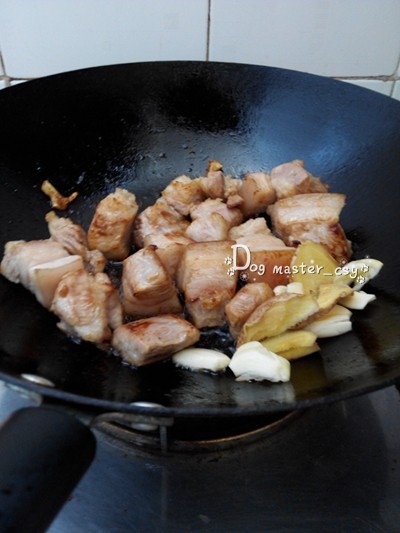 香菇红烧肉步骤3
