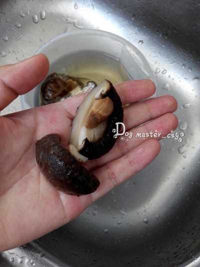 香菇红烧肉步骤2