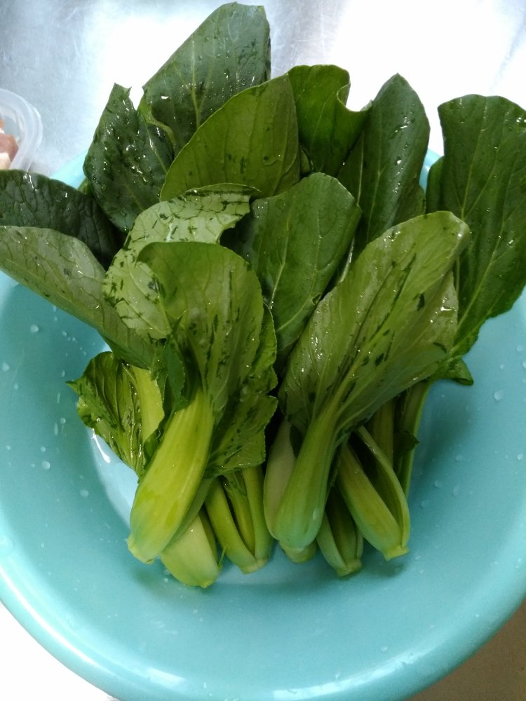 油菜红烧肉步骤2