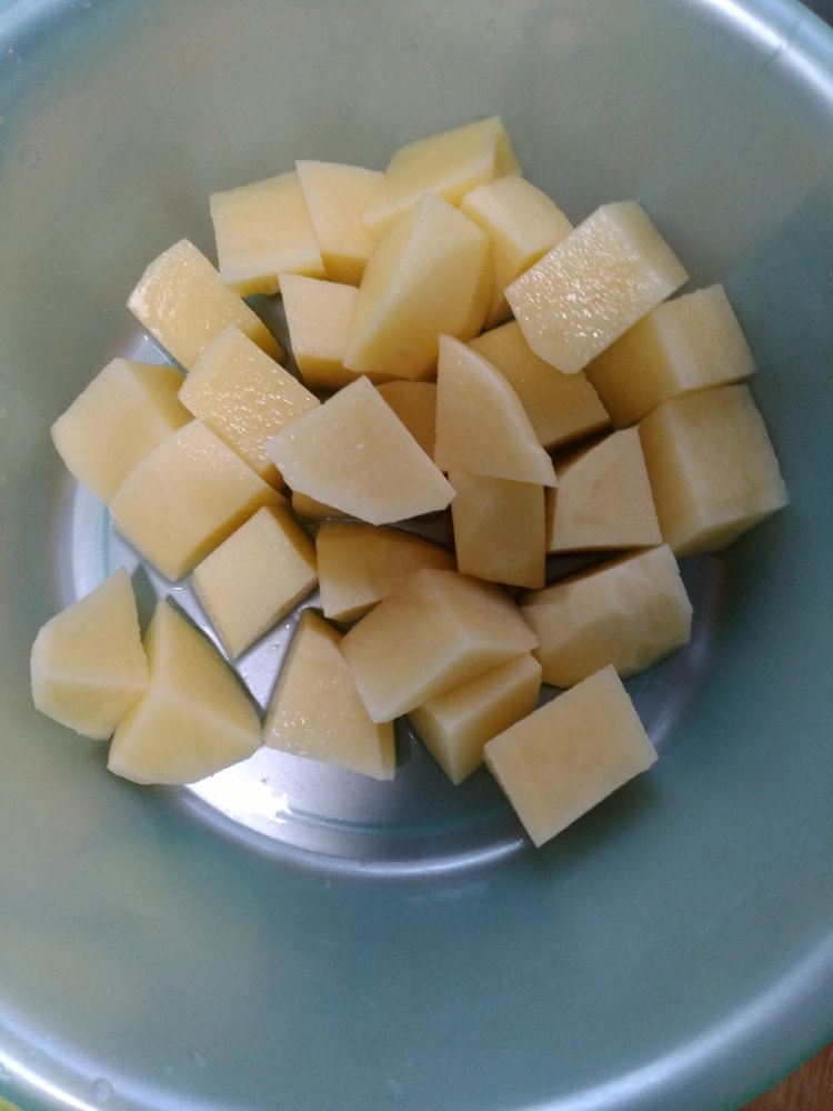 油菜红烧肉步骤6