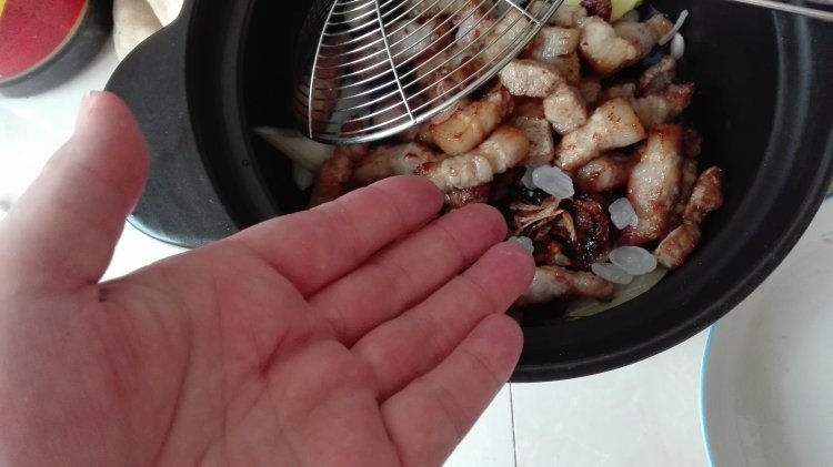 正宗台湾卤肉饭步骤6