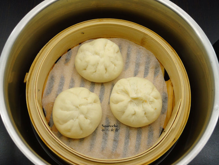 香葱肉包步骤9