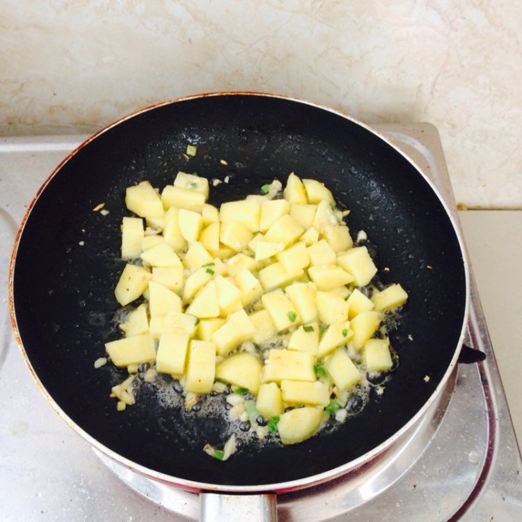 香菇土豆卤肉饭步骤11
