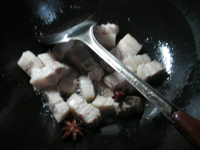 萝卜烧五花肉步骤2