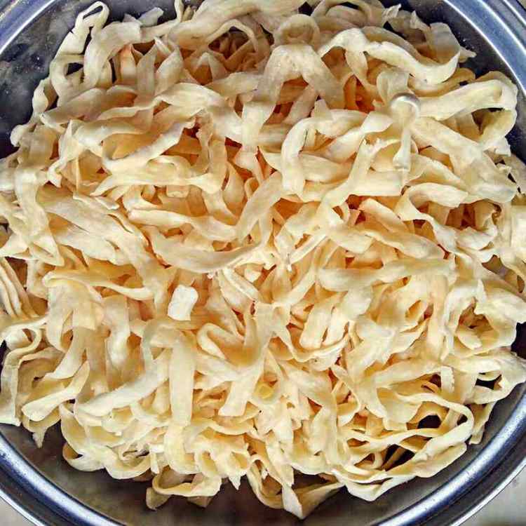 铁锅豆角焖面步骤3