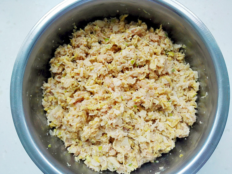 酸菜大肉饺子步骤4