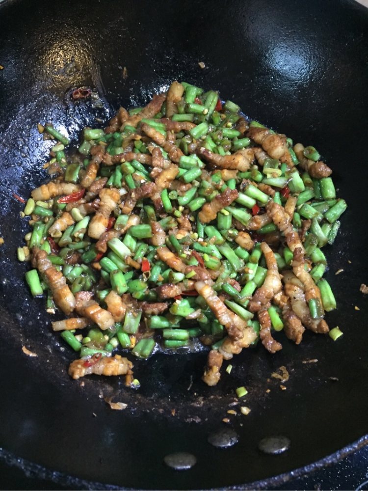 肉末豆角步骤6