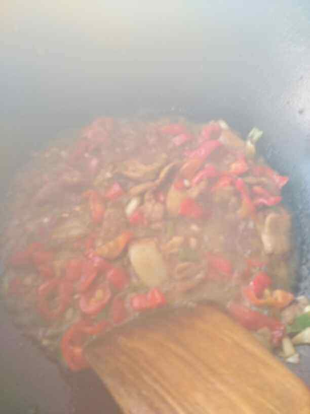 辣炒肉片黄瓜步骤5