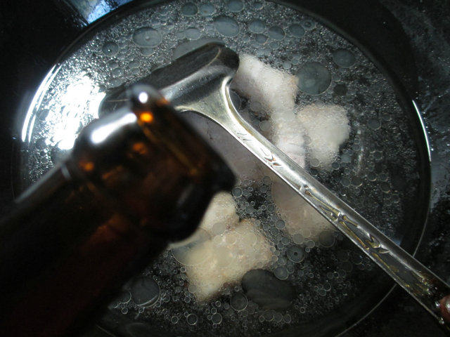 茶树菇茭白烧五花肉步骤4