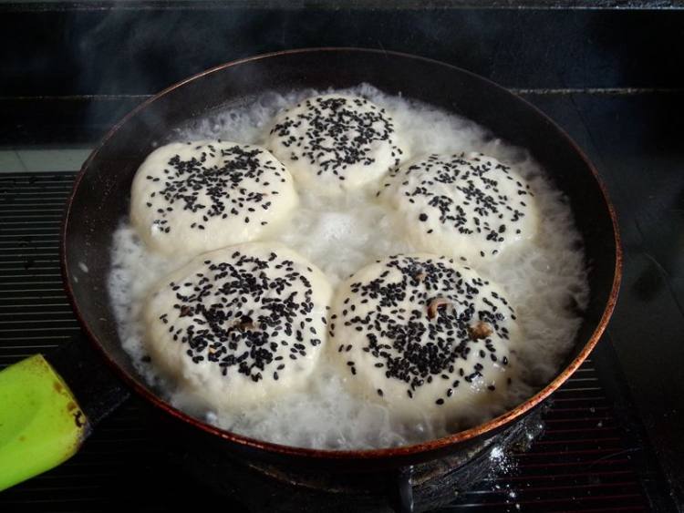 黑笋干肉馅芝麻饼步骤23