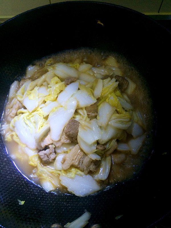 白菜炖五花肉步骤12
