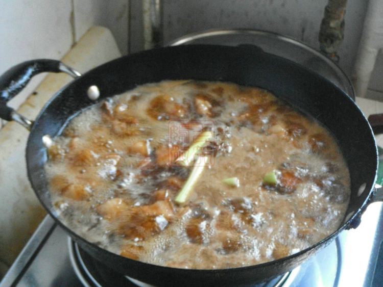 腐竹红烧肉步骤12