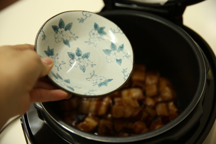 压力煲极简卤肉步骤6