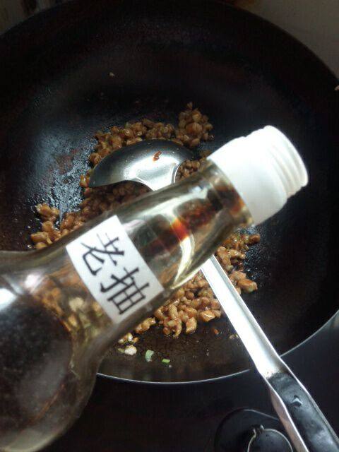 茄丁肉末炸酱面步骤5