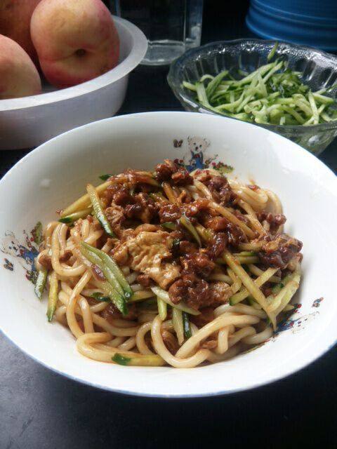 茄丁肉末炸酱面步骤13