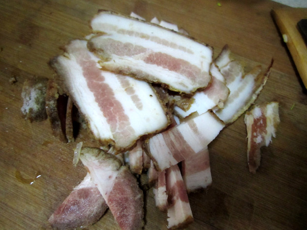 铁棍山药粉蒸肉步骤1