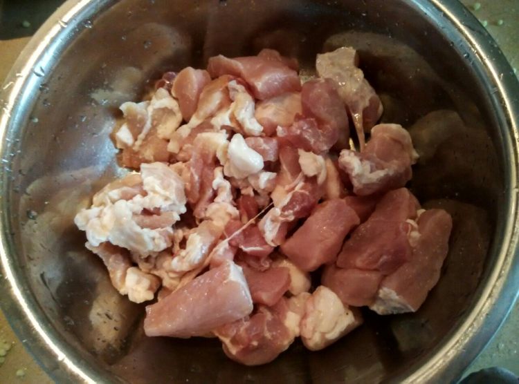 咸蛋黄肉粽步骤1