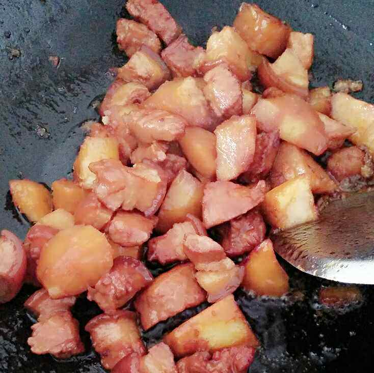 红烧肉炖土豆步骤8