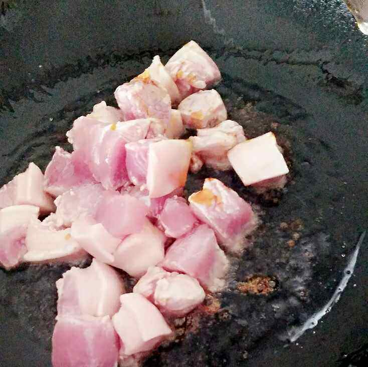 红烧肉炖土豆步骤5