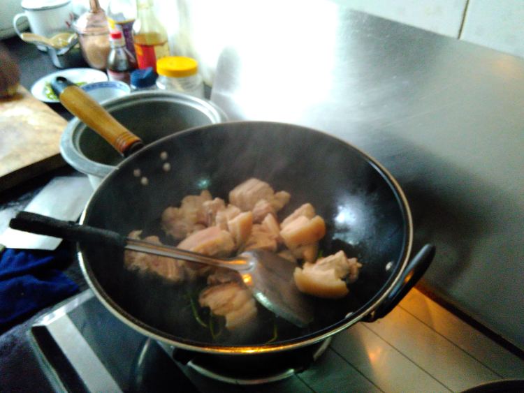 经典红烧肉步骤2