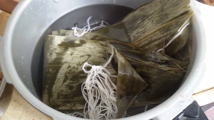 酱香肉粽步骤7