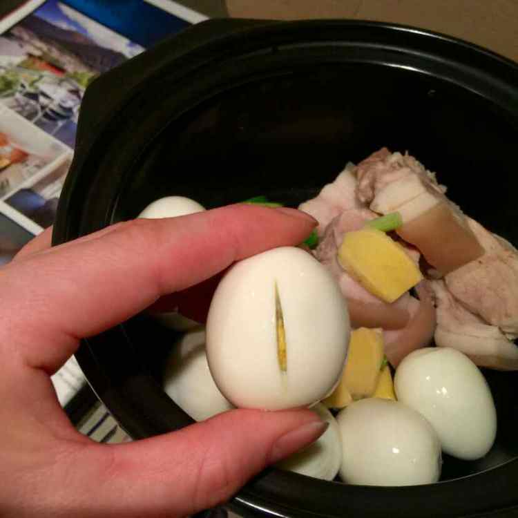 红烧肉烧蛋步骤3