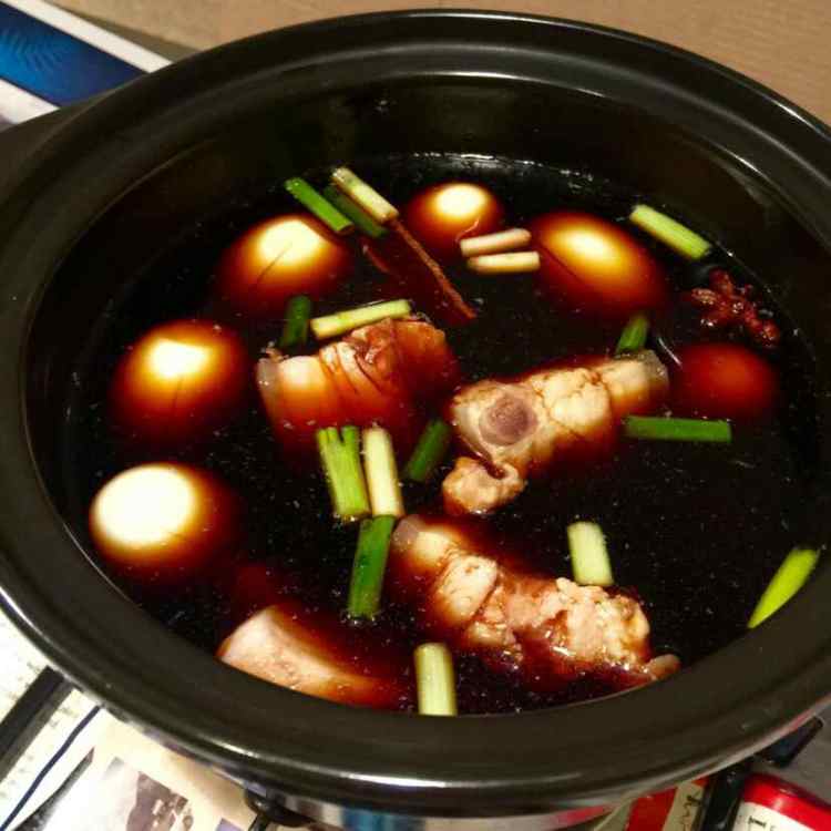 红烧肉烧蛋步骤5