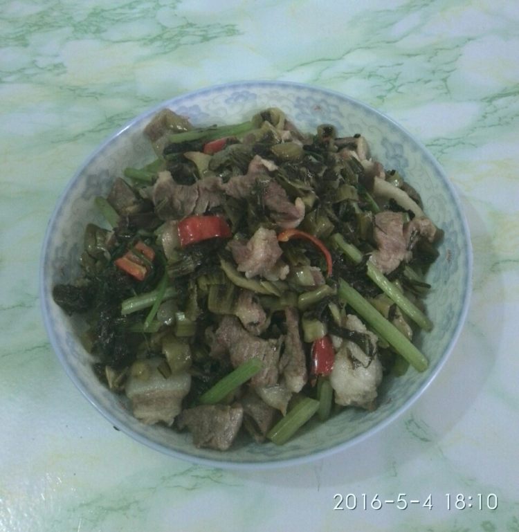 客家酸菜炒猪肉步骤9