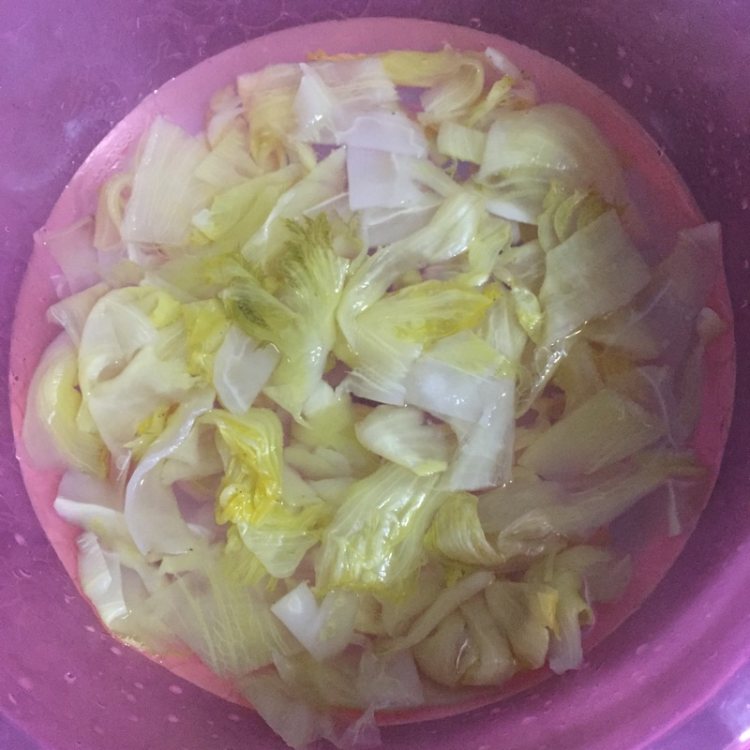 五花肉炒咸菜步骤1