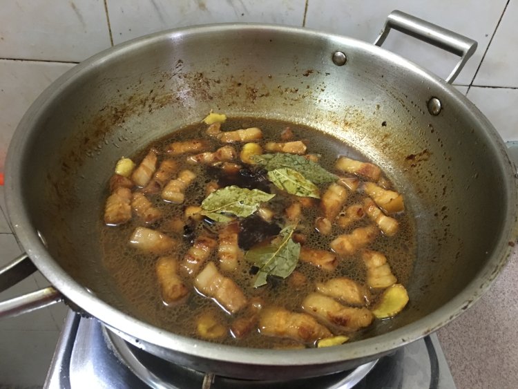 美味红烧肉步骤3