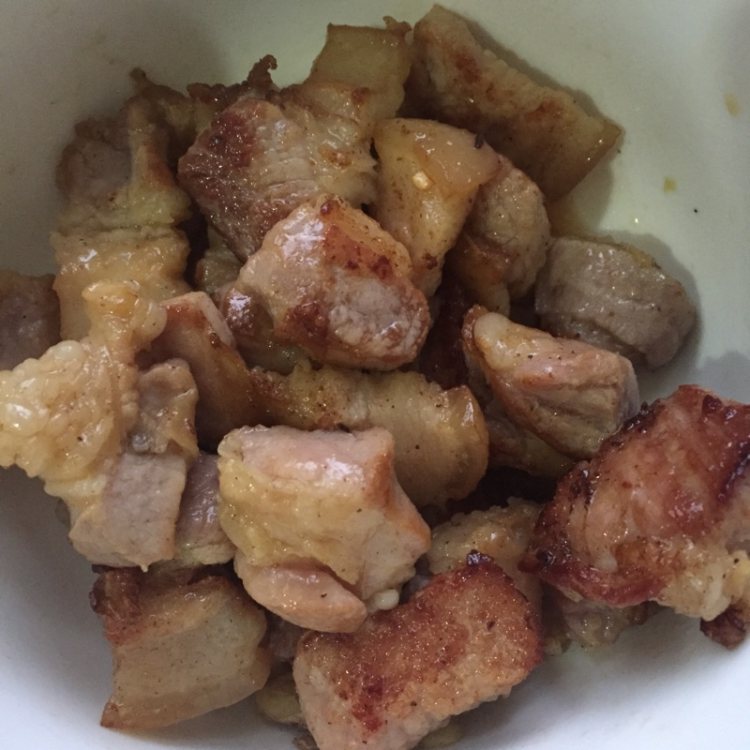 土豆焖五花肉步骤6