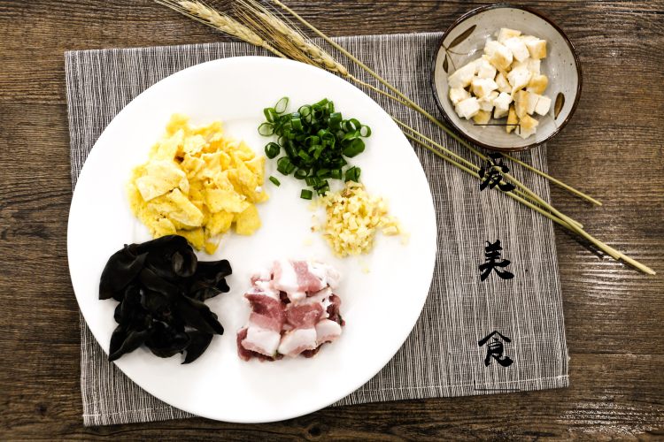 简易版臊子面步骤1