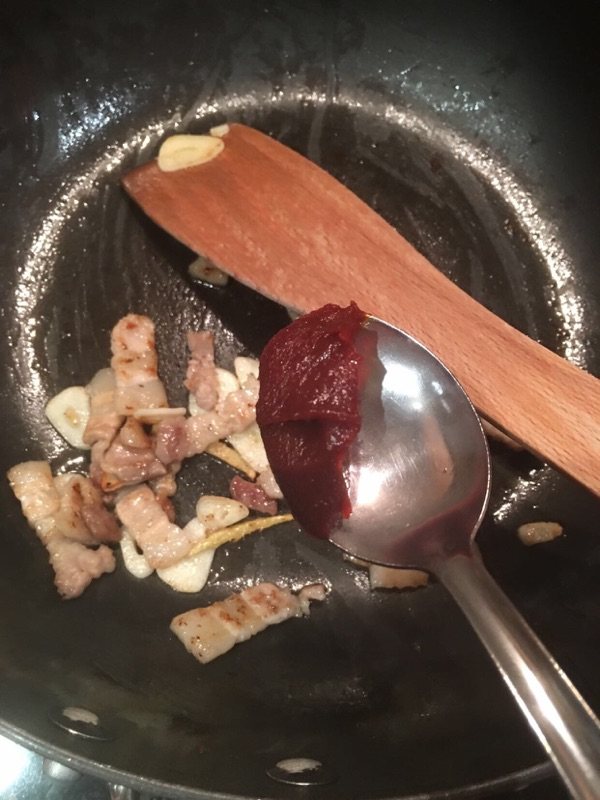 韩式辣炒五花肉鱼饼步骤11