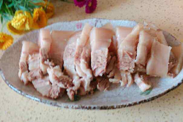 酸菜氽白肉步骤4