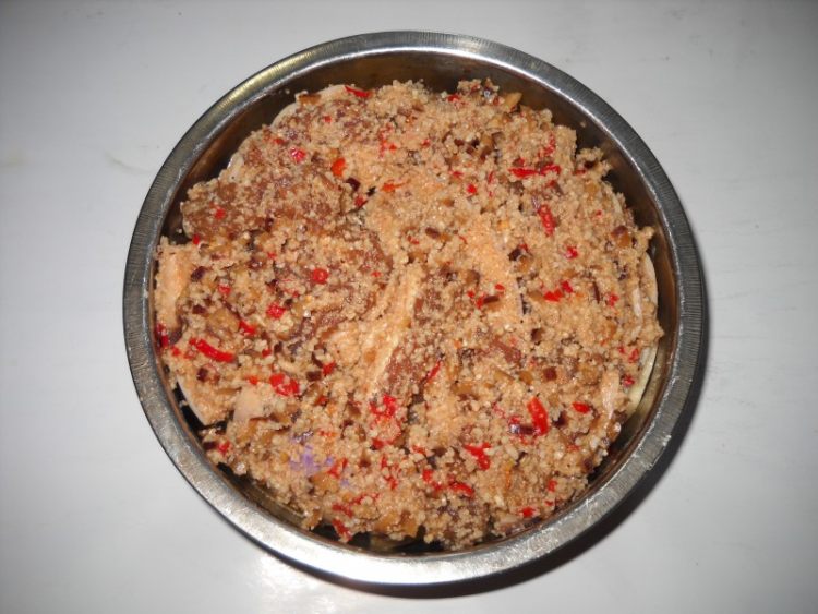 辣椒鲊糯芋蒸肉步骤11