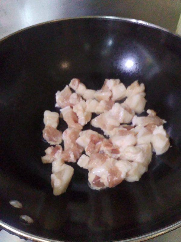 酸菜五花肉步骤3