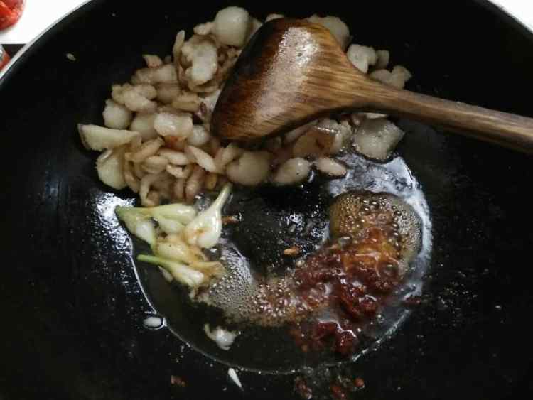 酱香爆炒肉步骤3