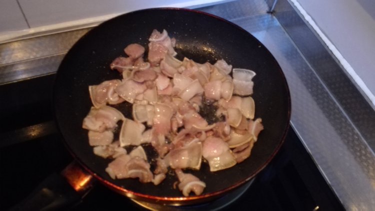 肉蛋炒蒜薹步骤6