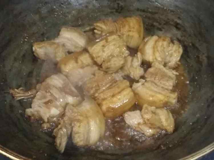 酸菜胡萝卜五花肉步骤6