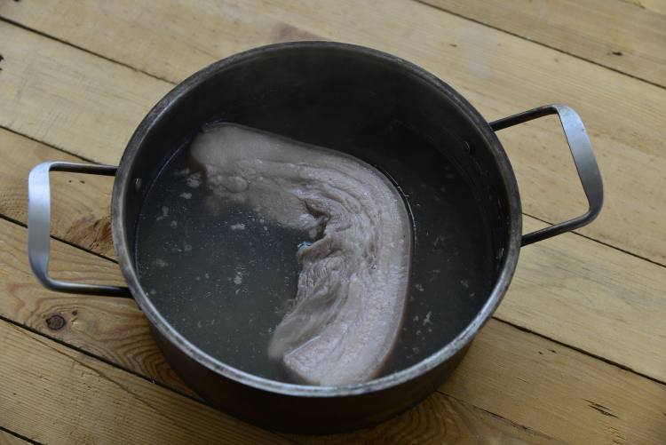 黑豆腐竹回锅肉步骤3