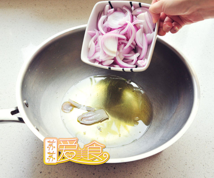 香浓葱酥卤肉饭步骤2