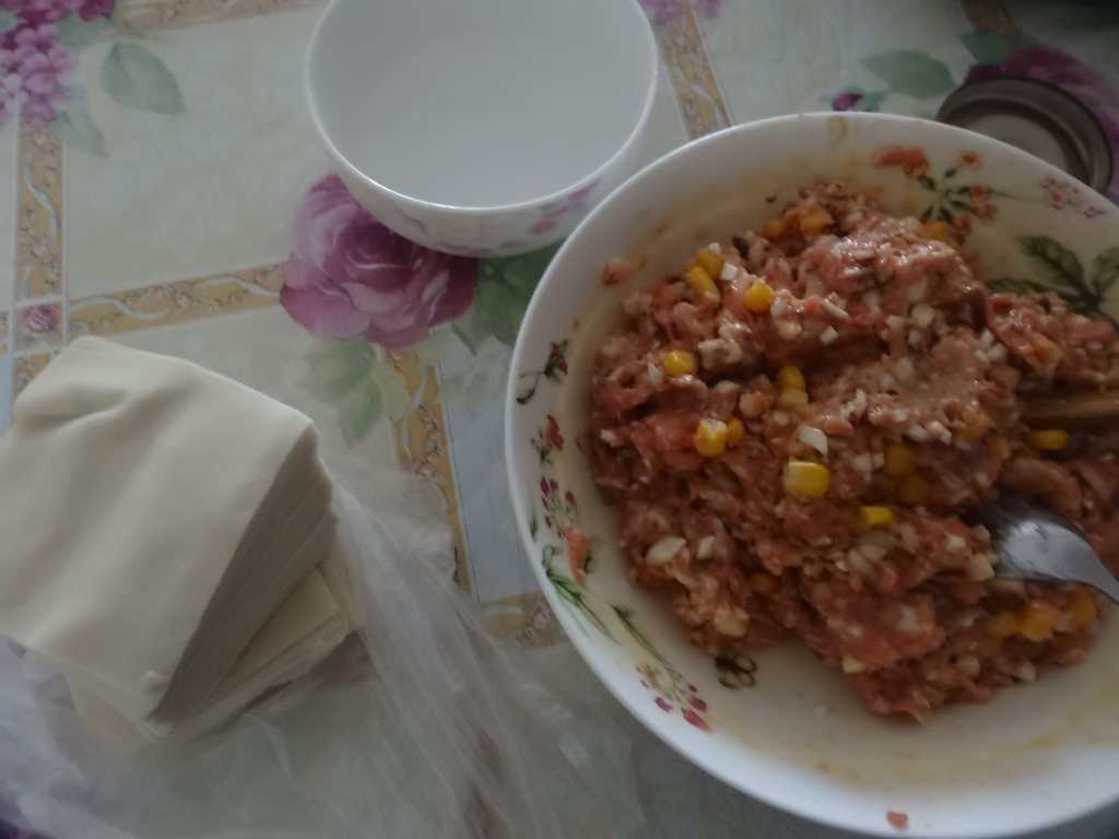玉米香菇猪肉馄饨步骤7