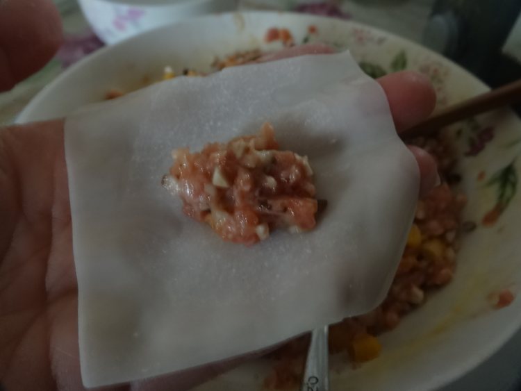 玉米香菇猪肉馄饨步骤8