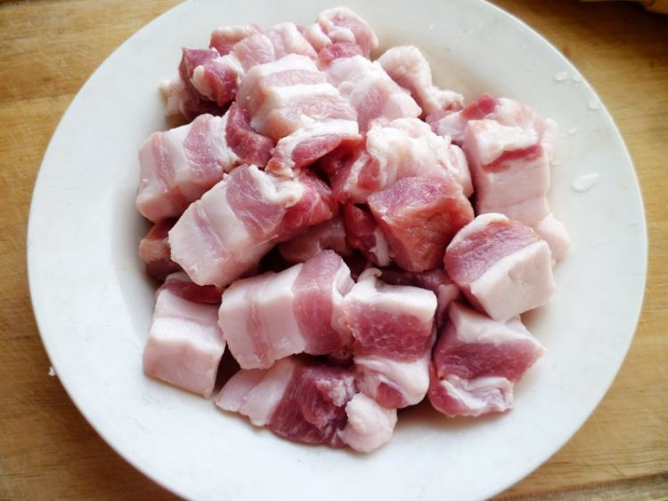 春笋红烧肉步骤3