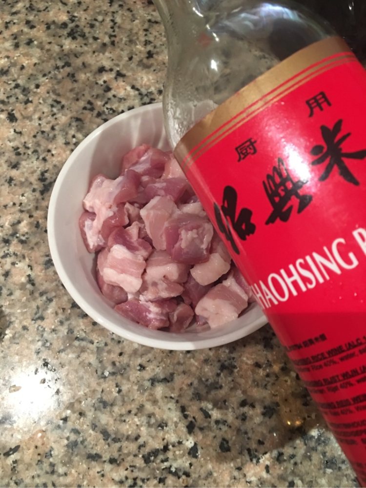 电饭煲红烧肉步骤3