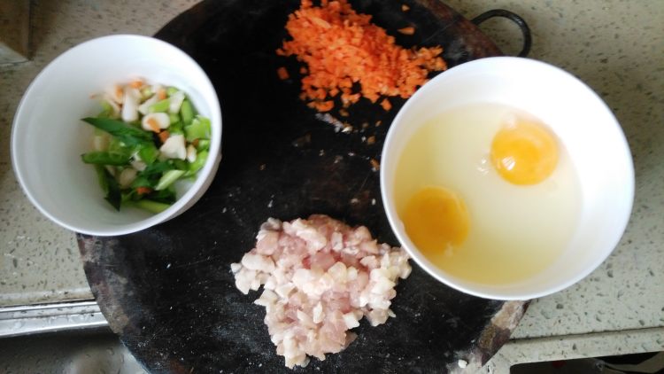 肉末蒸鸡蛋步骤1