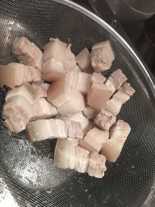 家常红烧肉步骤3