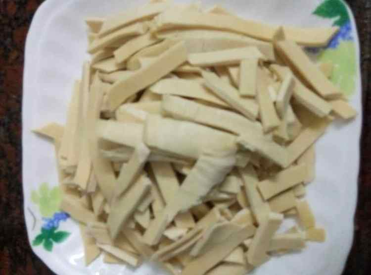 千张炒五花肉步骤2
